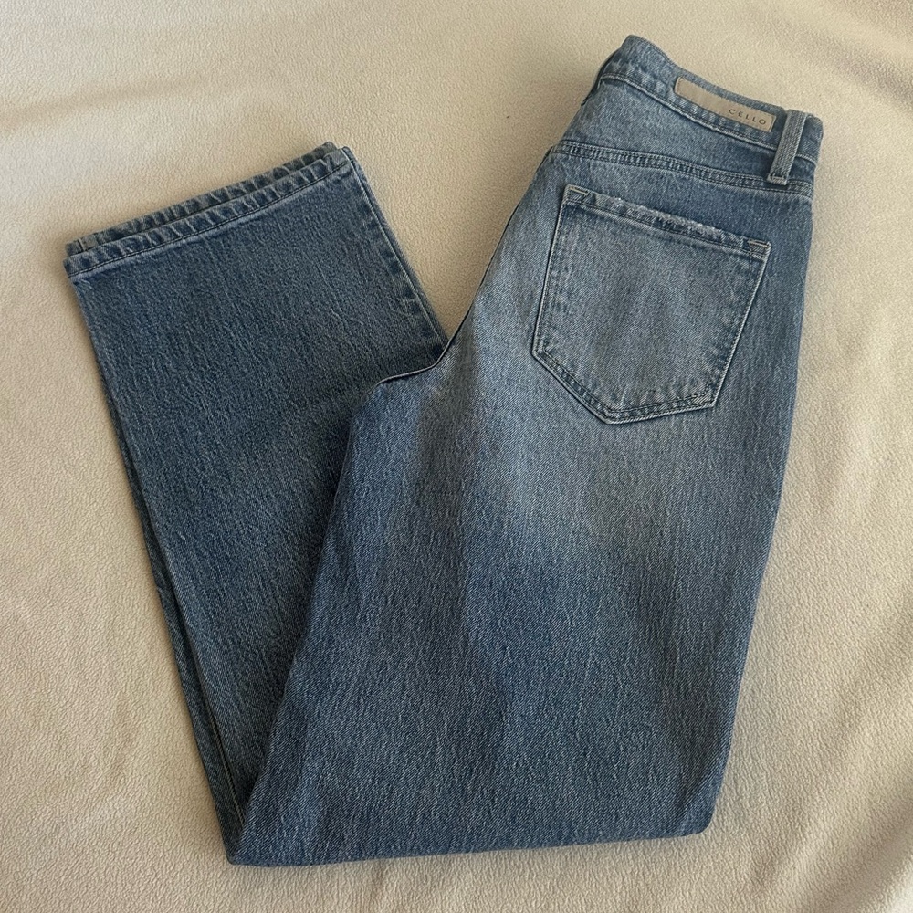 Flared out women’s jeans